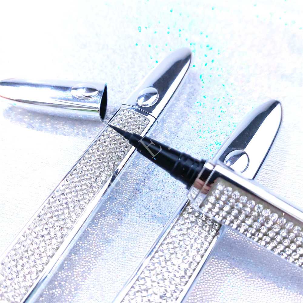 Dual Action Eyeliner & Adhesive Lash Pen