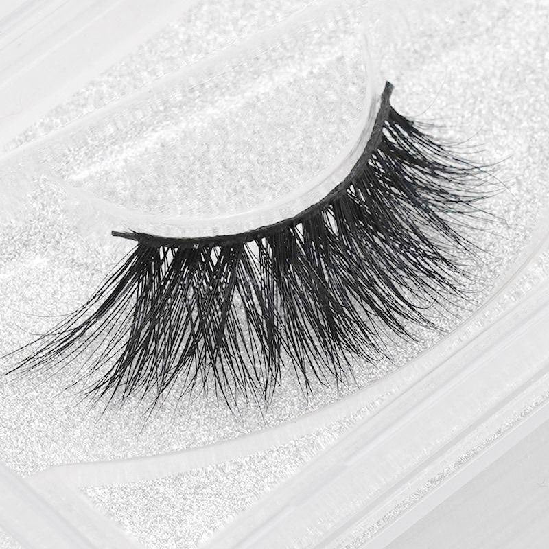 Tru Vixxn Pheromone: "Vixxn" Mink Lashes
