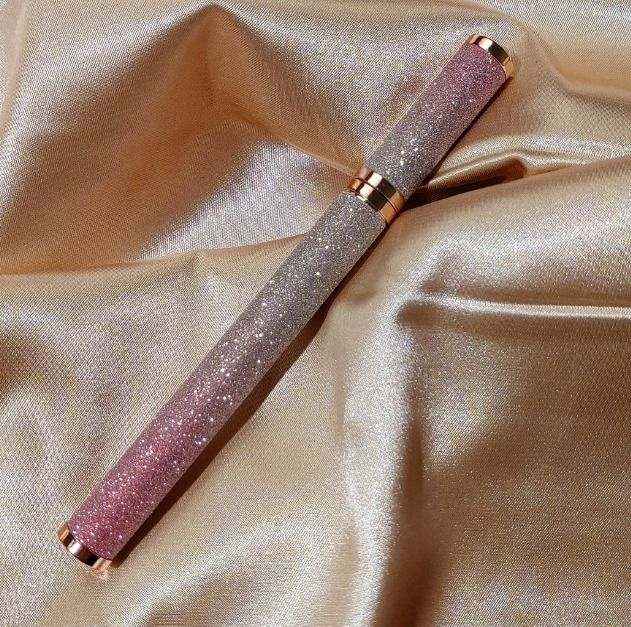 Dual Action Eyeliner & Adhesive Lash Pen
